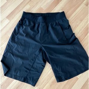 Lululemon mens shorts